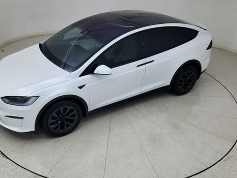 Used 2024 Tesla Model X AWD/4WD image 76