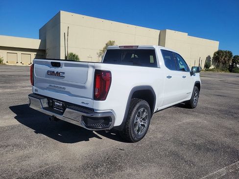 New 2026 GMC Sierra 1500 SLT w/ SLT Convenience Package RWD image 10