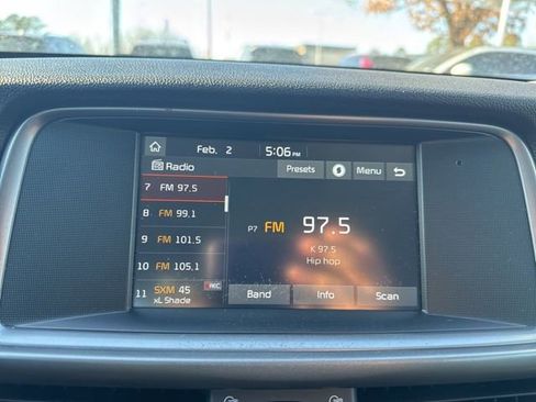 Used 2018 Kia Optima S w/ Panoramic Sunroof Package image 23