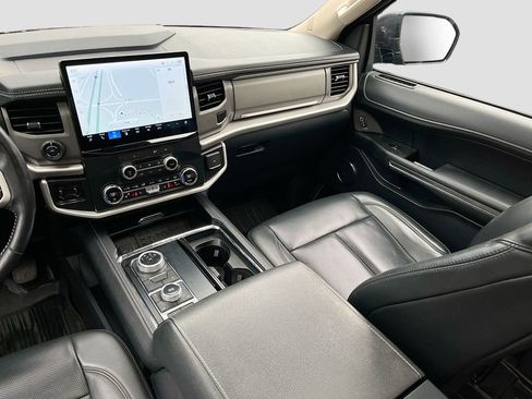 Used 2022 Ford Expedition Max XLT AWD/4WD image 24