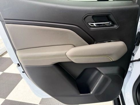 New 2026 Chevrolet Colorado ZR2 image 18