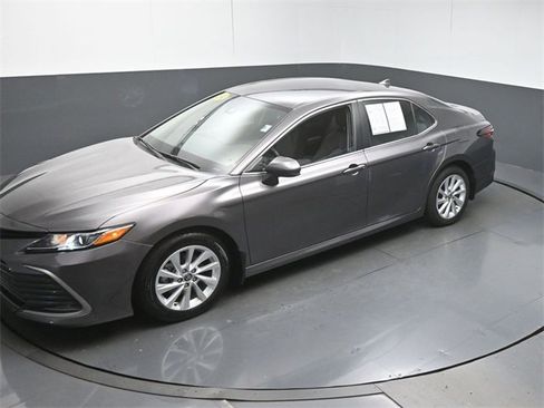 Used 2024 Toyota Camry LE image 40