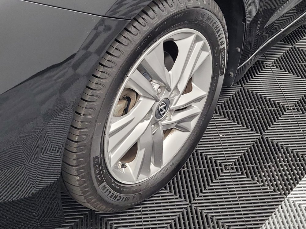 Used 2019 Hyundai Elantra Value Edition w/ Cargo Package FWD image 31