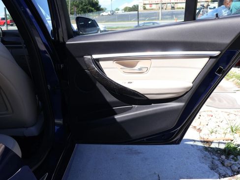 Used 2017 BMW 330i Sedan w/ Premium Package image 36