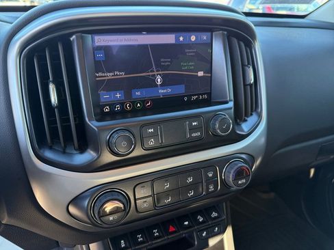 Used 2022 Chevrolet Colorado ZR2 w/ LPO, Power Package image 18