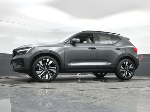 New 2026 Volvo XC40 B5 Ultra w/ Climate Package AWD/4WD image 44