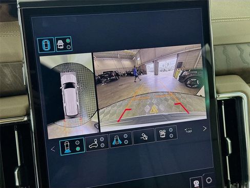 New 2026 GMC Yukon XL Denali AWD/4WD image 17