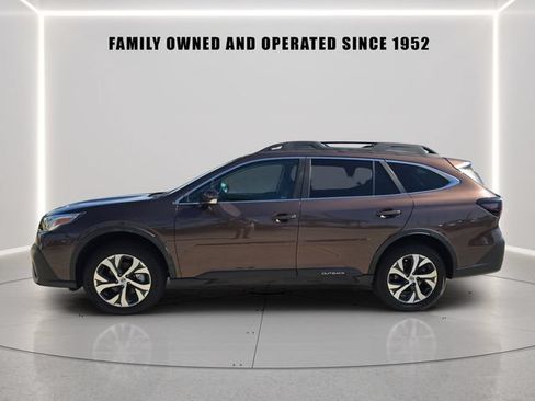Used 2020 Subaru Outback Limited AWD/4WD image 5