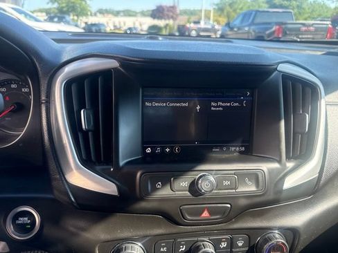 Used 2021 GMC Terrain SLE w/ Driver Convenience Package AWD/4WD image 15