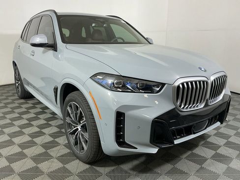 New 2026 BMW X5 sDrive40i w/ M Sport Package image 4