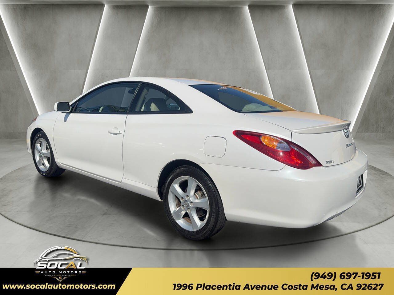 Used 2004 Toyota Solara SLE FWD image 3