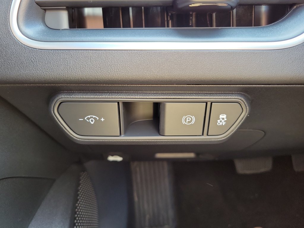 New 2026 Kia K4 FWD image 23