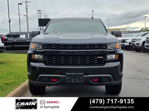 Used 2021 Chevrolet Silverado 1500 Custom Trail Boss AWD/4WD image 2