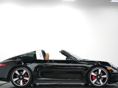 Used 2015 Porsche 911 Targa 4S AWD/4WD image 50