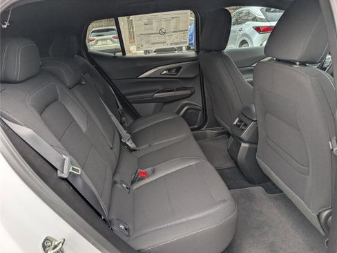 New 2026 Chevrolet Equinox EV LT image 8