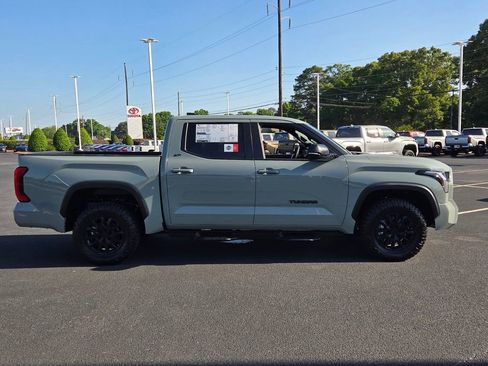New 2026 Toyota Tundra SR5 AWD/4WD image 15