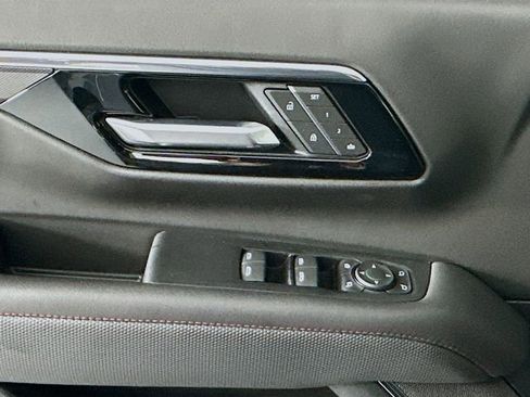 Used 2025 Chevrolet Tahoe RST w/ Comfort Package image 19