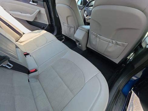 Used 2015 Hyundai Sonata Sport w/ Option Group 04 FWD image 11