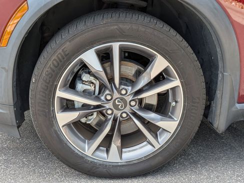 Used 2023 INFINITI QX60 Luxe w/ Cargo Package FWD image 10