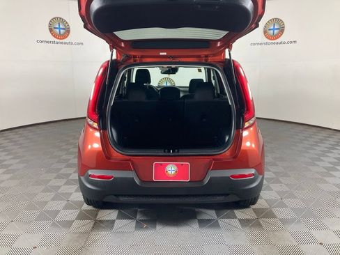 Used 2022 Kia Soul LX w/ Technology Package image 21