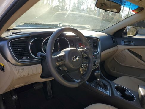 Used 2015 Kia Optima LX image 15