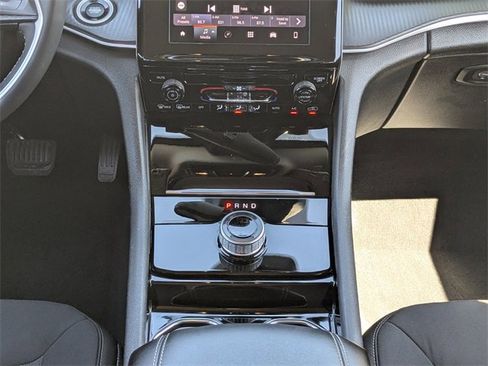 Certified 2023 Jeep Grand Cherokee L Laredo image 18