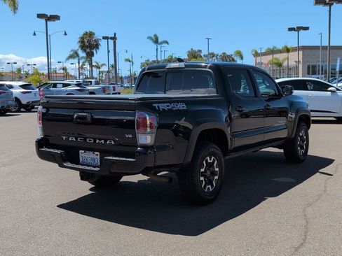 Used 2020 Toyota Tacoma TRD Off-Road w/ Technology Package AWD/4WD image 8