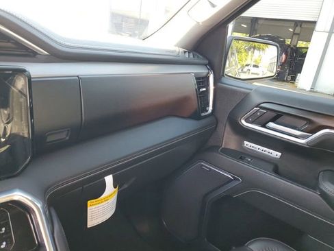 Used 2026 GMC Sierra 1500 Denali w/ Denali Reserve Package image 26