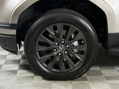 Certified 2025 Lexus GX 550 w/ Accessory Package (2T) AWD/4WD image 13