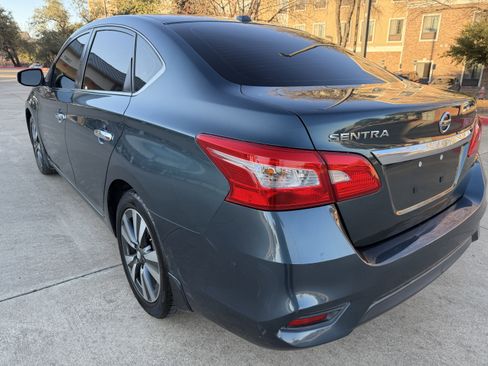 Used 2016 Nissan Sentra SL image 5