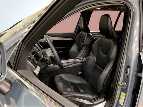 Certified 2023 Volvo XC90 B5 Core w/ Protection Package Premier image 25