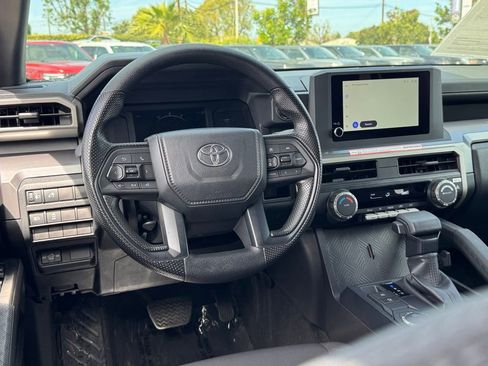 Used 2025 Toyota Tacoma SR5 image 28