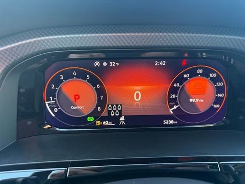 Certified 2025 Volkswagen Atlas Peak Edition SE image 15