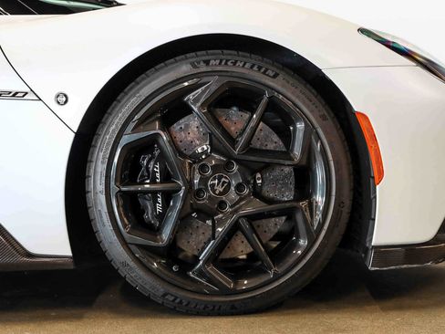 Used 2022 Maserati MC20 Coupe RWD image 19