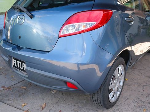Used 2014 MAZDA MAZDA2 Sport FWD image 28