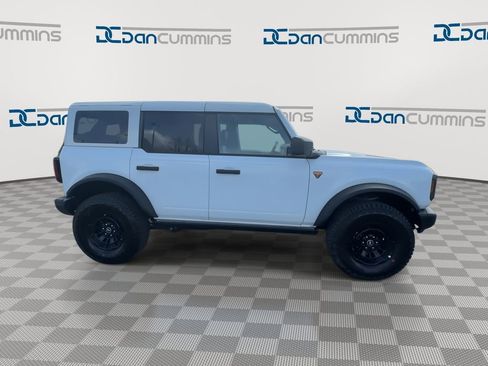 New 2026 Ford Bronco Badlands AWD/4WD image 9