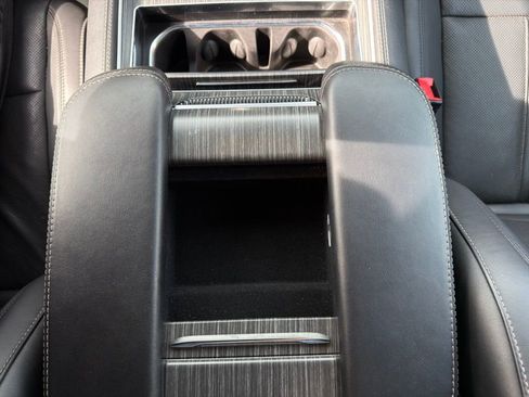 Used 2023 Jeep Wagoneer Series III w/ Flexible Seating Group image 20