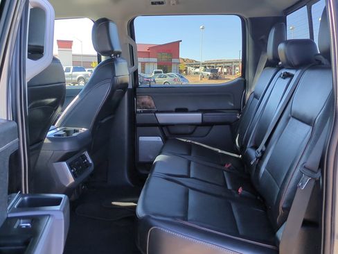 Used 2024 Ford F350 Lariat image 25