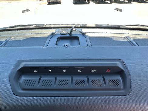 New 2026 Ford Bronco Badlands w/ Sasquatch Package AWD/4WD image 31