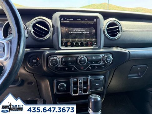 Used 2020 Jeep Wrangler Unlimited Sahara AWD/4WD image 12