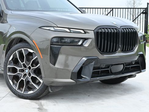 Certified 2023 BMW X7 xDrive40i w/ Executive Package AWD/4WD image 44