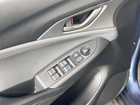 Used 2019 MAZDA CX-3 Touring image 17