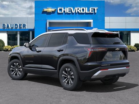 New 2025 Chevrolet Equinox LT w/ Convenience Package II image 3