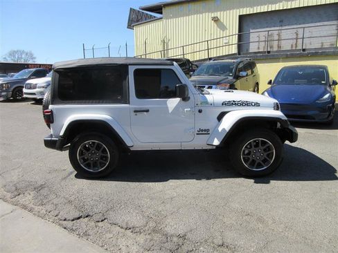 Used 2021 Jeep Wrangler Sport AWD/4WD image 7