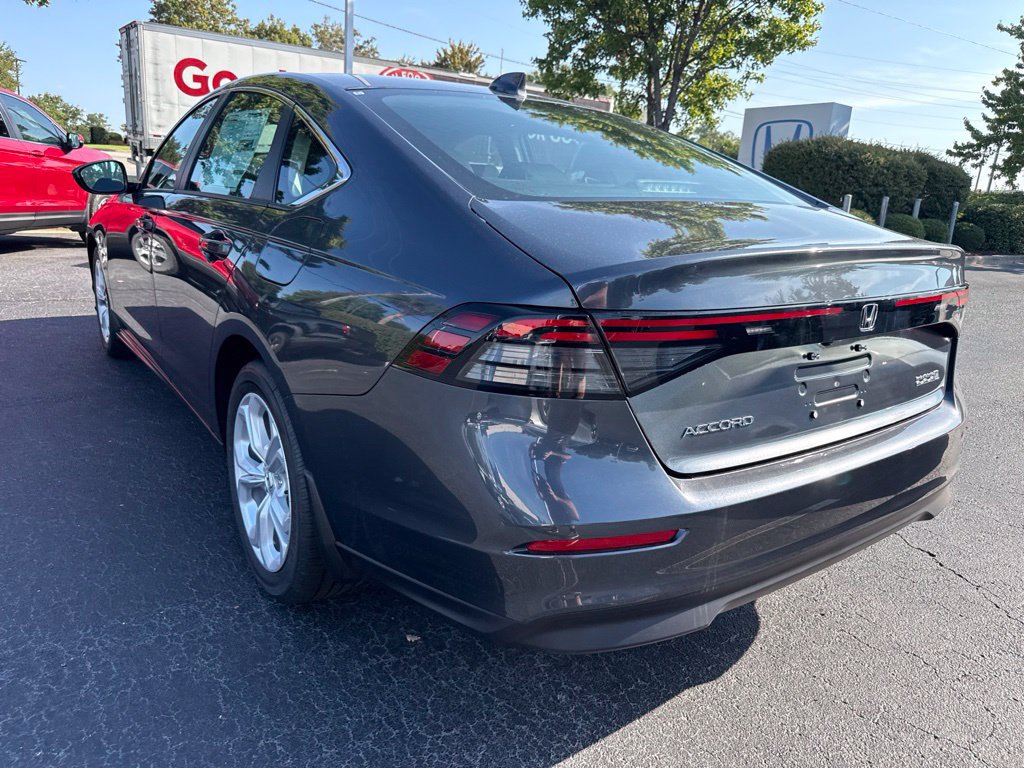 New 2026 Honda Accord LX image 5