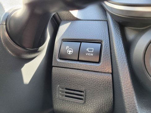 Used 2024 Toyota Prius Limited w/ Limited Premium Package FWD image 19