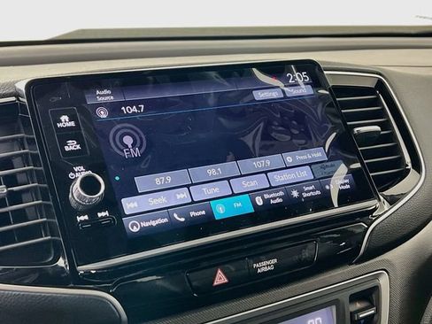 Certified 2025 Honda Ridgeline TrailSport image 17