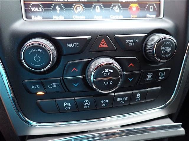 Used 2018 Jeep Grand Cherokee Trailhawk AWD/4WD image 12
