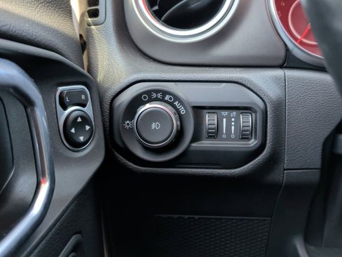 Used 2020 Jeep Wrangler Unlimited Rubicon AWD/4WD image 28