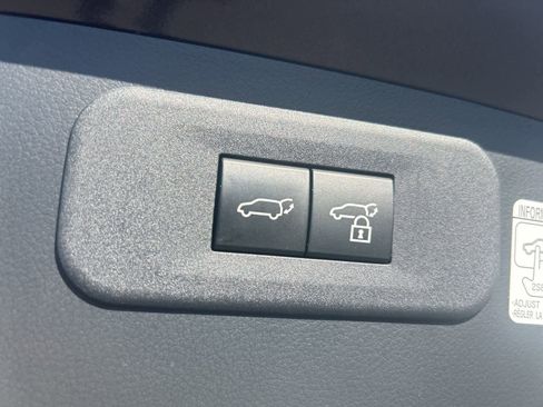 Used 2022 Lexus NX 450h+ F Sport image 32